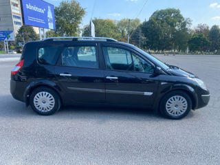 Renault Grand Scenic foto 7