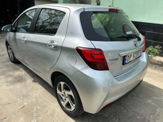 Toyota Yaris foto 3