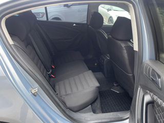 Volkswagen Passat foto 18