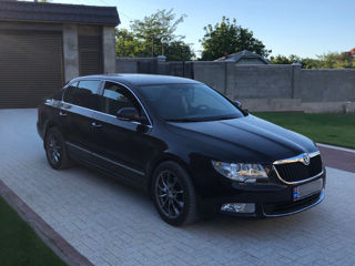 Skoda Superb foto 2