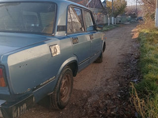 Lada / ВАЗ 2105 foto 5