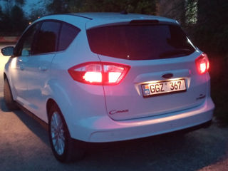 Ford C-Max foto 10