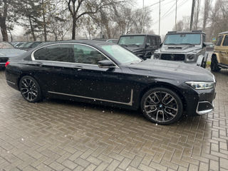 BMW 7 Series foto 7