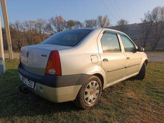 Dacia Logan foto 3