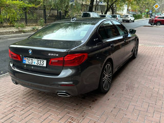 BMW 5 Series foto 3