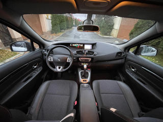 Renault Grand Scenic foto 6