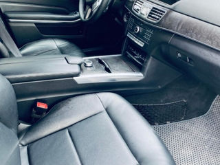 Mercedes E-Class фото 2