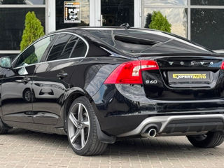 Volvo S60 foto 4