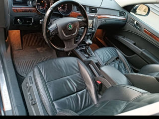 Skoda Superb foto 9