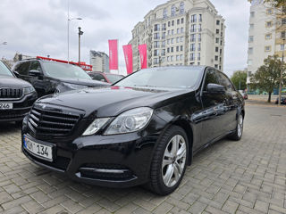 Mercedes E-Class foto 2