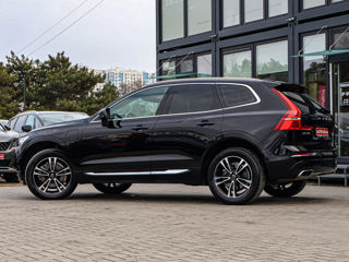 Volvo XC60 foto 2