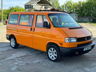 Volkswagen Transporter foto 1