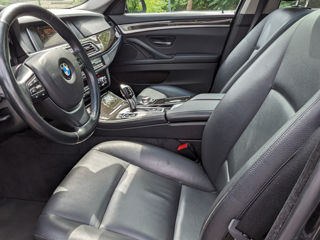 BMW 5 Series foto 9