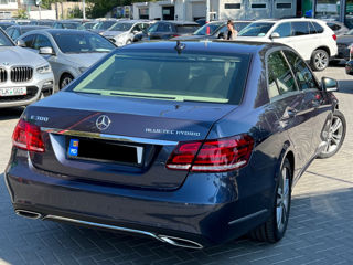 Mercedes E-Class foto 3