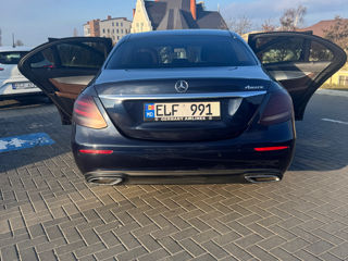 Mercedes E-Class foto 4