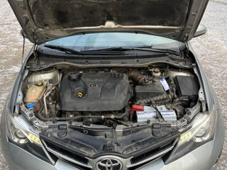 Toyota Auris foto 8