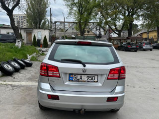 Dodge Journey foto 1