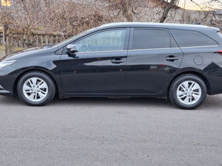 Toyota Auris foto 4