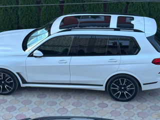 BMW X7 foto 3