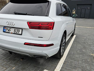 Audi Q7 foto 8