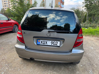 Mercedes A-Class foto 9