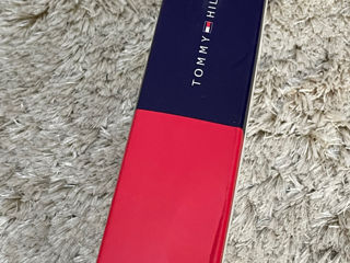 Tommy Hilfiger foto 4