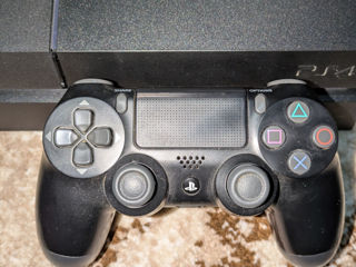 sony playstation 4 (1TB) foto 2