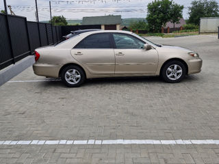 Toyota Camry foto 8