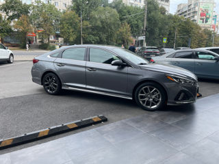 Hyundai Sonata foto 1