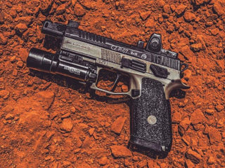 Cumpăr pistol cu glonț