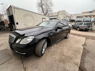 Mercedes E-Class foto 2