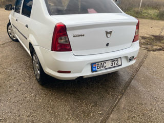 Dacia Logan foto 3