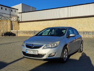 Opel Astra foto 2