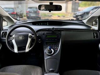 Toyota Prius foto 9