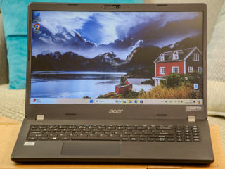 Acer TravelMate 15/ Core I5 10210U/ 16Gb Ram/ 256Gb SSD/ 15.6" HD!!! foto 3