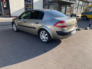 Renault Megane foto 4