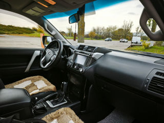 Toyota Land Cruiser Prado фото 0
