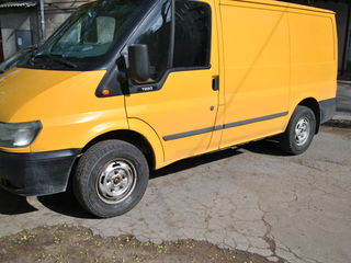 Ford Transit foto 1