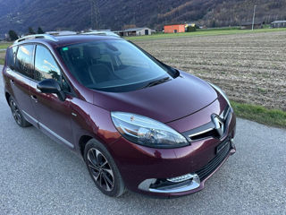 Renault Grand Scenic foto 2