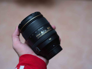 Nikon 24-120mm F4 N