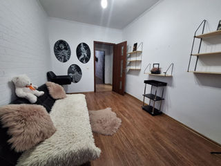 Apartament cu 3 camere, 65 m², Botanica, Chișinău foto 3