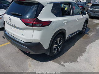 Nissan Rogue foto 7