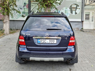 Mercedes M-Class foto 9