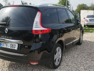 Renault Grand Scenic foto 8