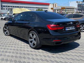 BMW 7 Series foto 4