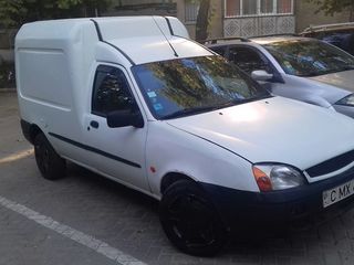 Ford Courier foto 9