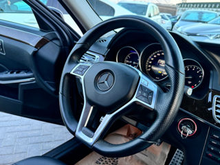 Mercedes E-Class foto 9