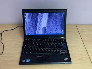 Ноутбук Lenovo ThinkPad X220 с наушниками и колонками foto 5