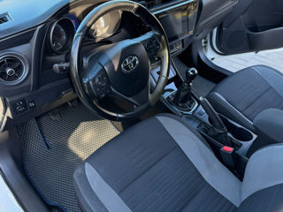 Toyota Auris foto 5