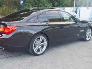 BMW 7 Series foto 6